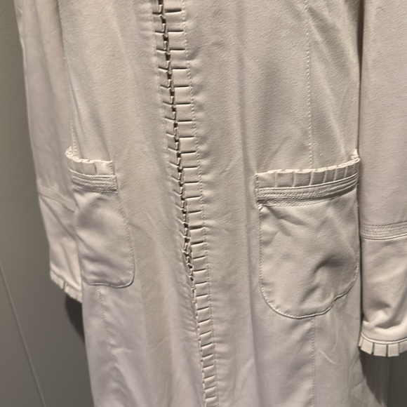 kenzie putty tiny box pleat edging hidden hook front long lined jacket. Size 8 - Picture 3 of 7